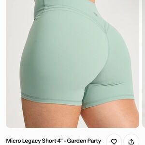 Buffbunny Micro Legacy Short 4" - Garden Party Women’s Performance Shorts